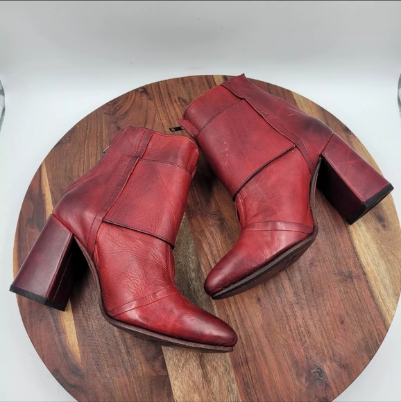 Freebird Joey Boots Women's 8 Red Leather Distressed Buckle Western Heel Pointed - Picture 9 of 13